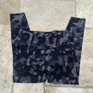 Athleta Lightning Camo 7/8 Tight